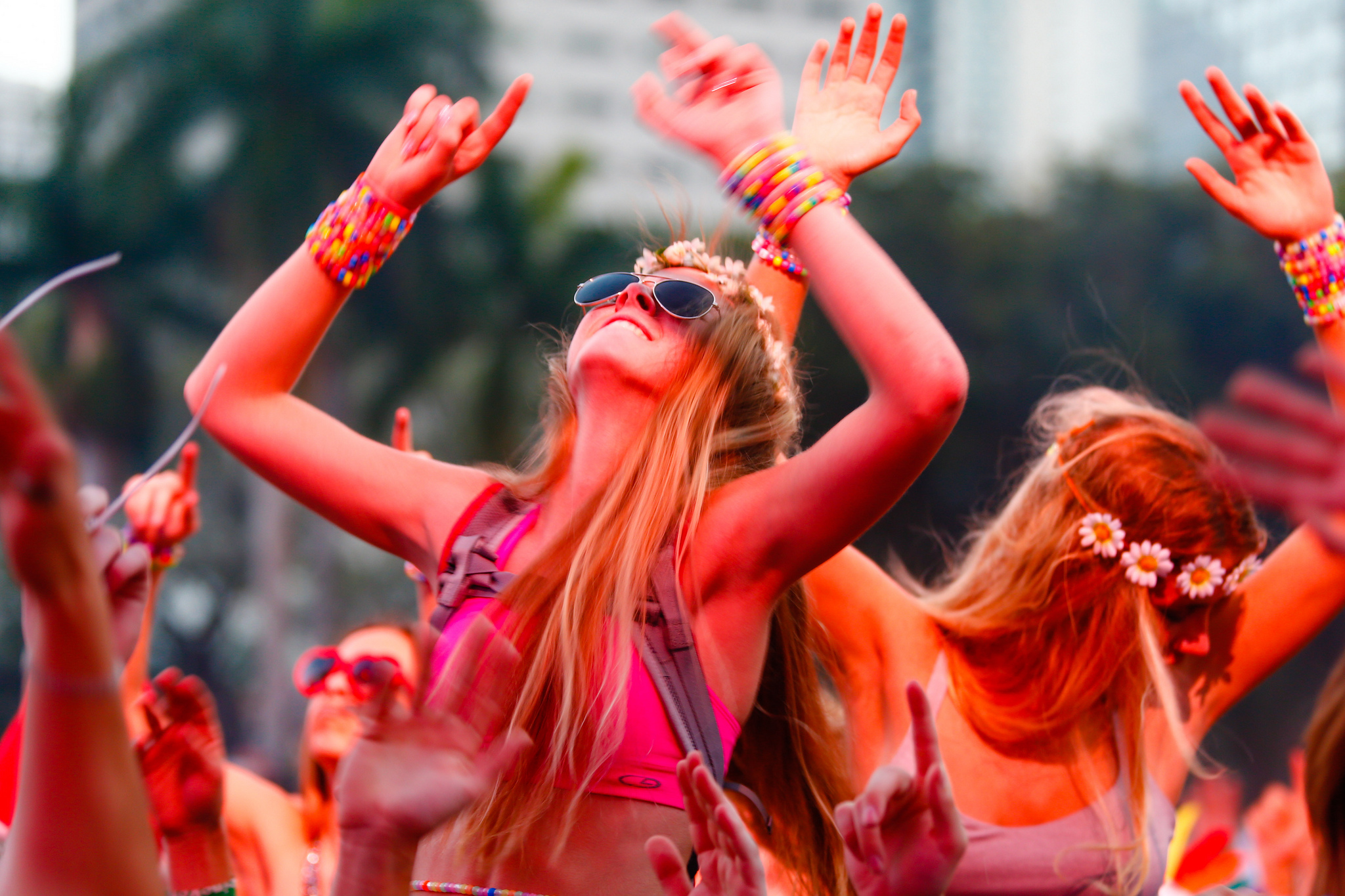 Product | dancing-people-hd-wallpaper-picture-ultra-music-fest-2013-wmc-miami  - Product